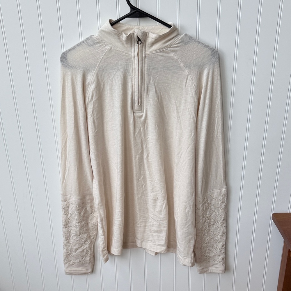 (155)Aventura Cream Quarter Zip Pullover Embroidered Sleeve Top Size L